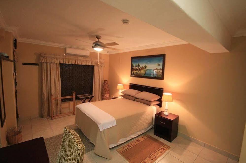Lapa Lighthouse B&B Umhlanga Rocks المظهر الخارجي الصورة